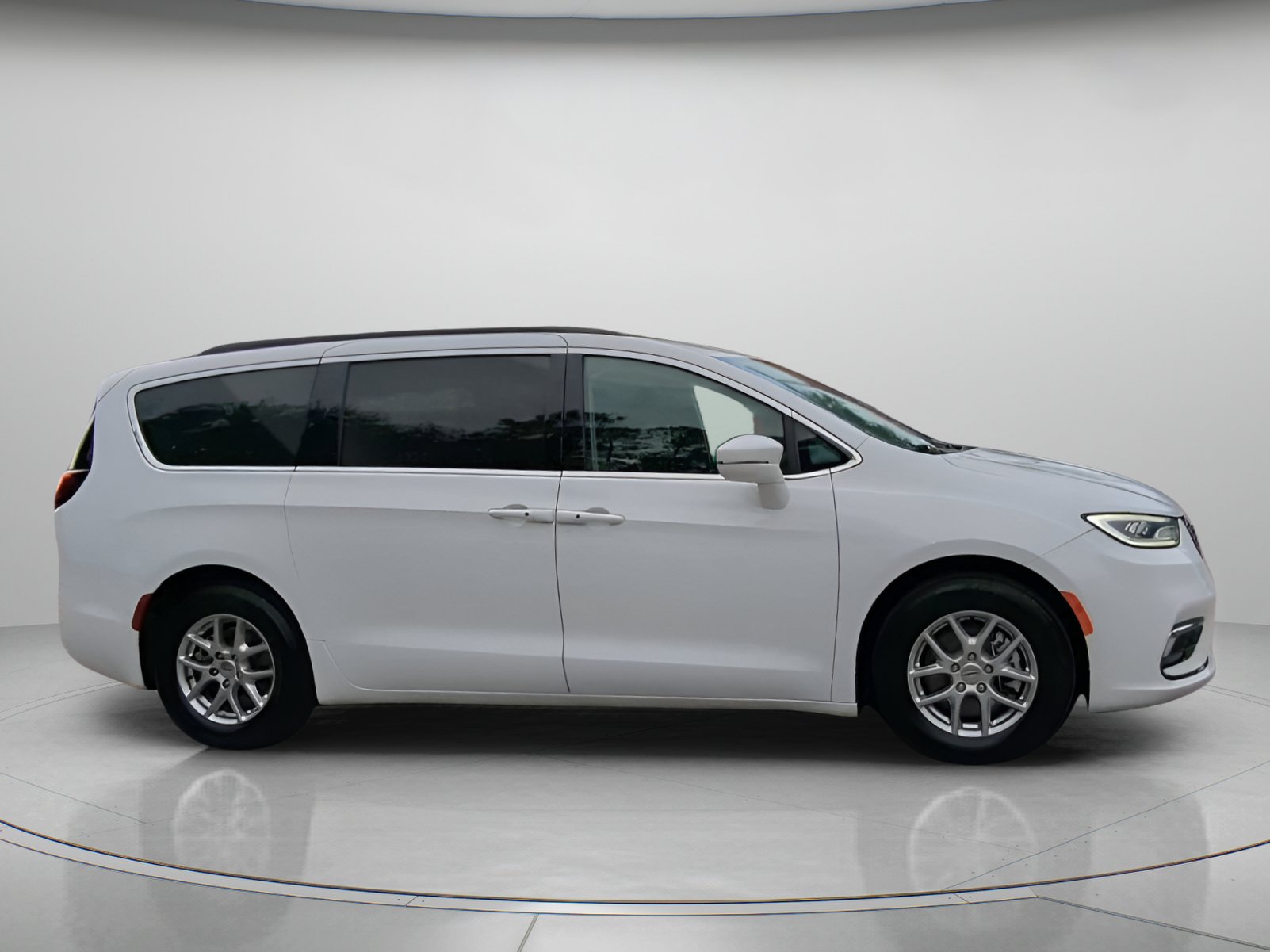 Used 2022 Chrysler Pacifica Touring-L FWD image 34