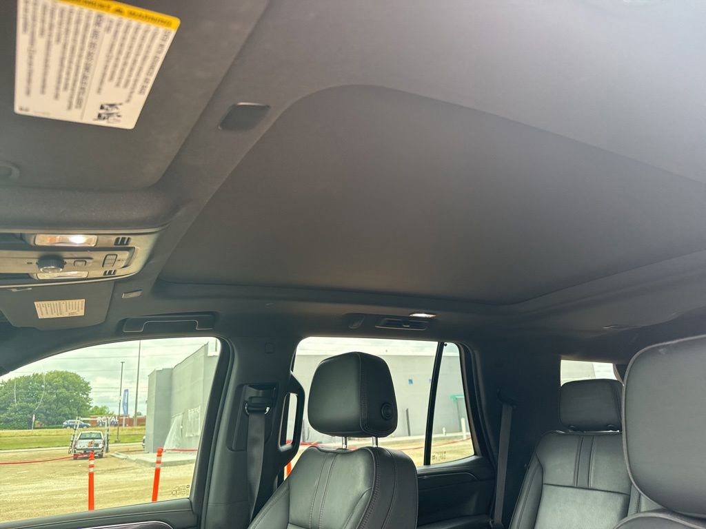 Used 2023 Chevrolet Tahoe RST RWD image 25
