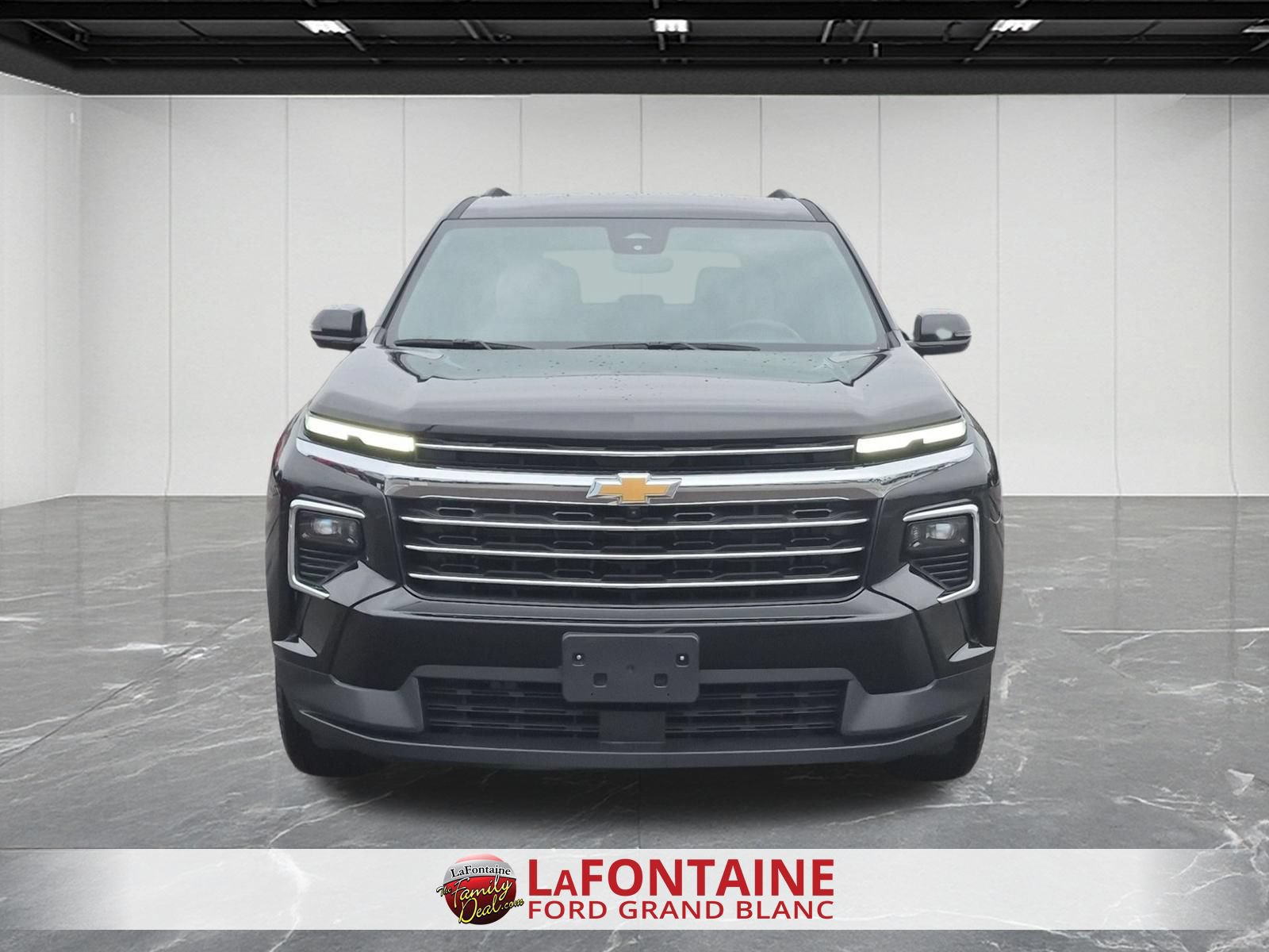 Used 2026 Chevrolet Traverse LT w/ Driver Confidence Package FWD image 8