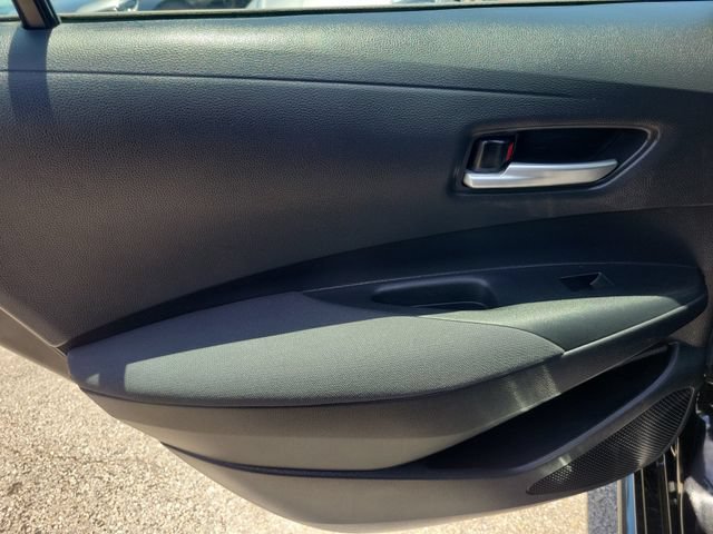 Used 2021 Toyota Corolla LE FWD image 14