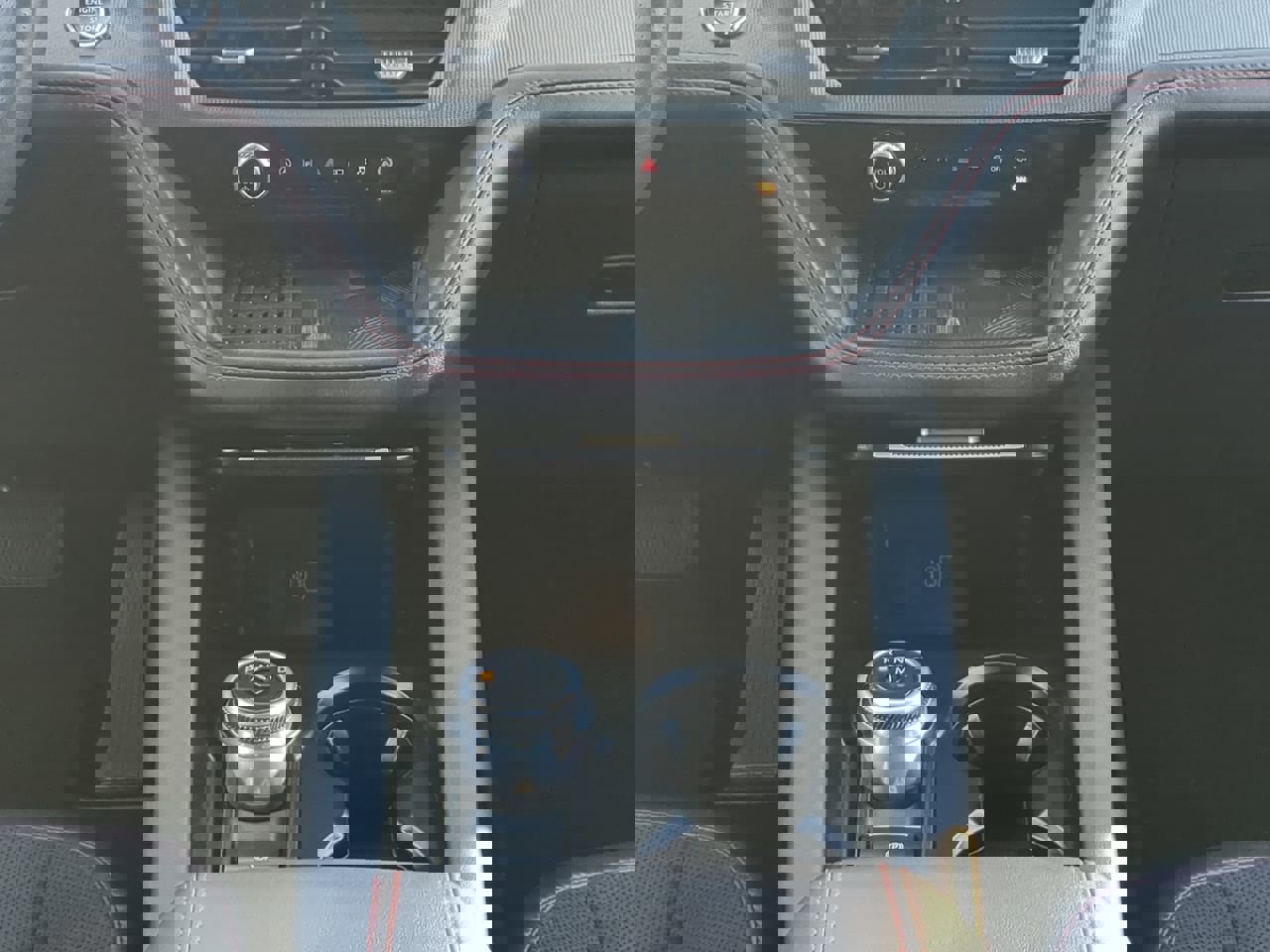 Certified 2025 Ford Explorer ST image 17