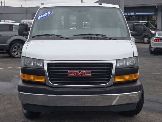 Used 2025 GMC Savana 2500 w/ Driver Convenience Package RWD image 8