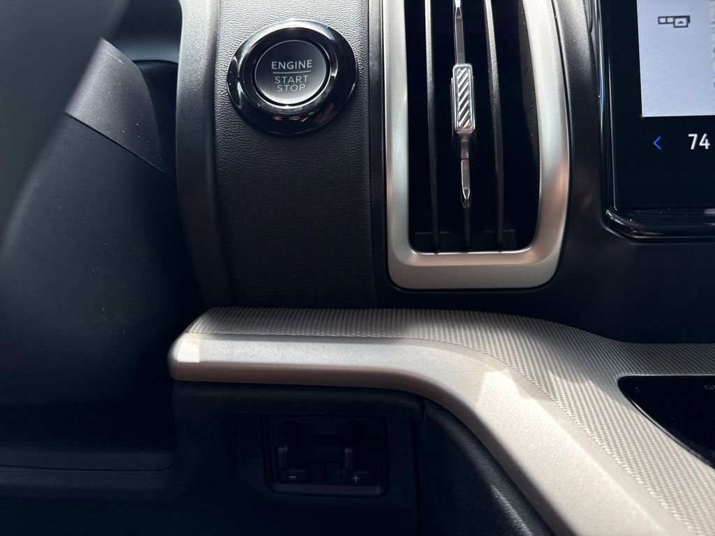 Certified 2025 Ford Expedition Max Active image 24