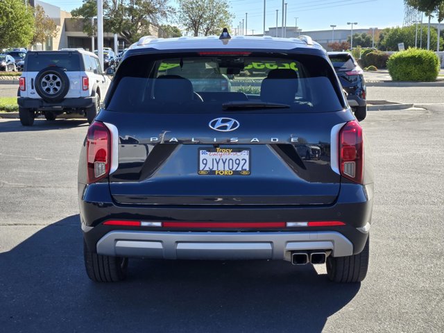 Used 2024 Hyundai Palisade SEL w/ Premium Package FWD image 5