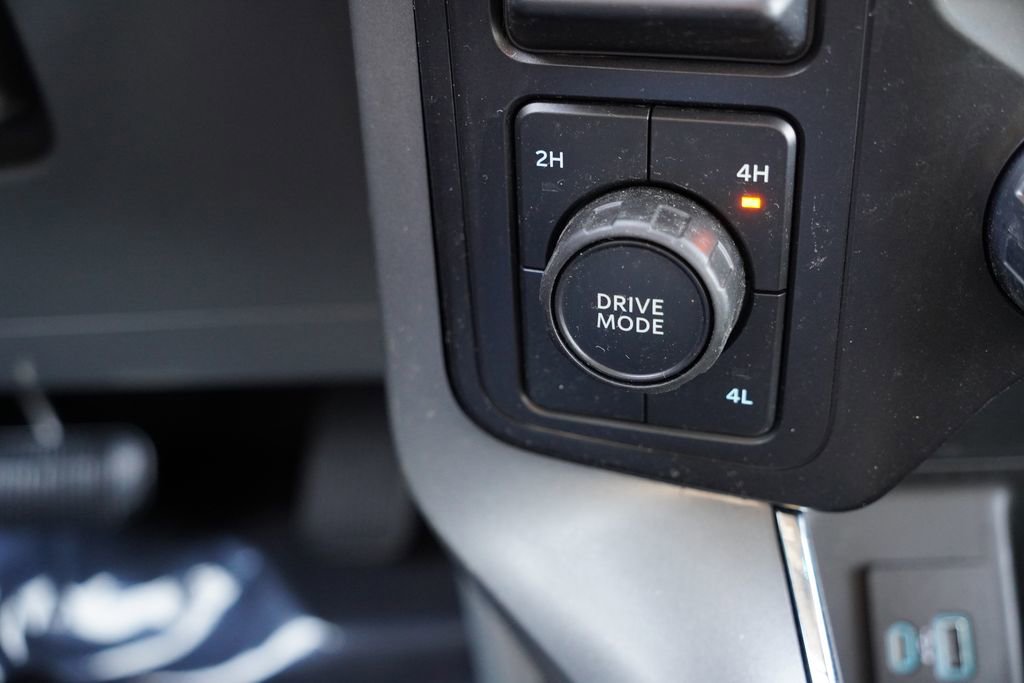 Certified 2021 Ford F150 XLT w/ Equipment Group 302A High image 28