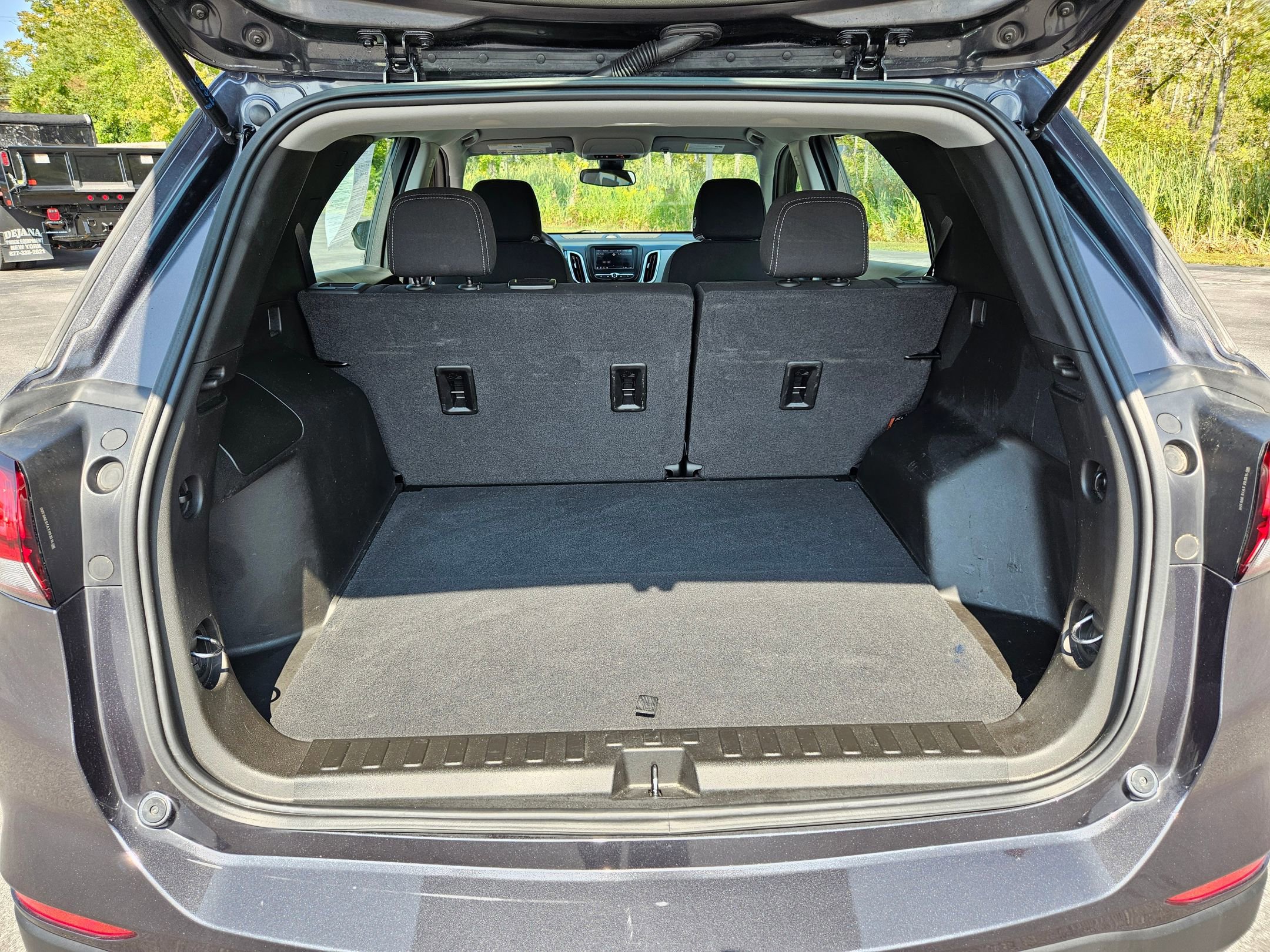 Used 2022 Chevrolet Equinox LS image 21