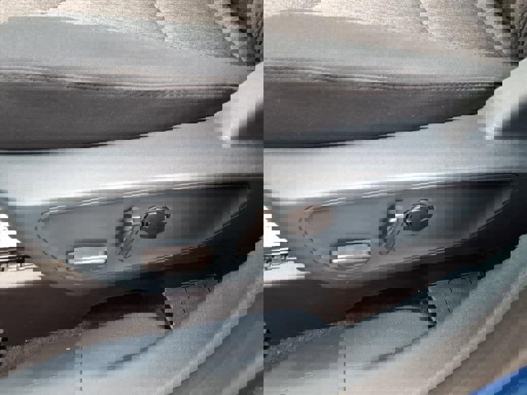 Certified 2024 Ford Maverick XLT w/ XLT Luxury Package image 17