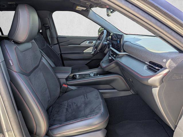 Certified 2025 Ford Explorer ST AWD/4WD image 23
