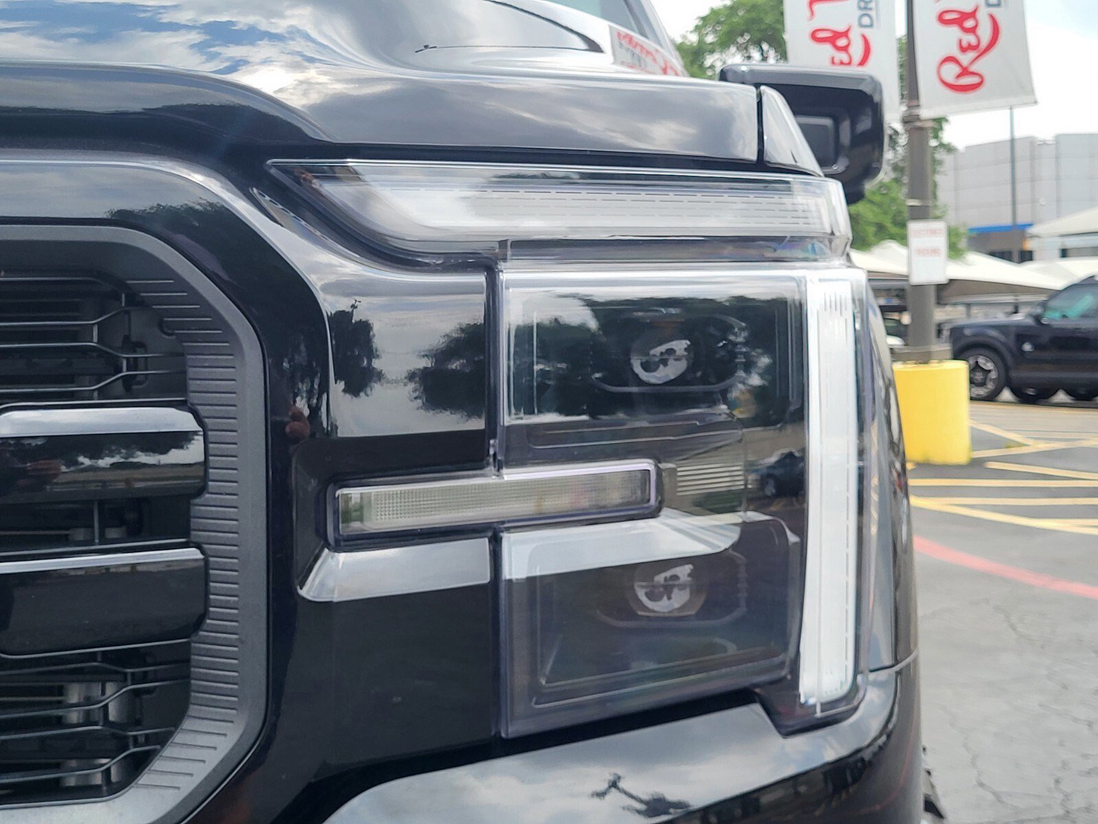 Certified 2025 Ford F150 Lariat w/ Equipment Group 501A Mid image 11