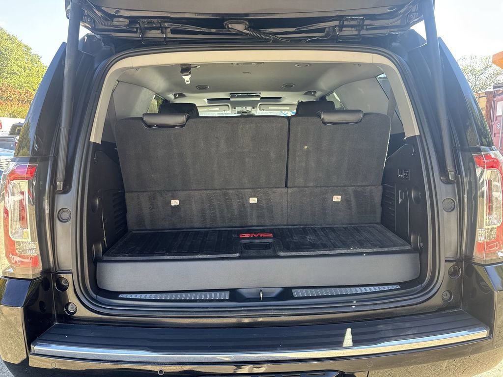Used 2020 GMC Yukon Denali w/ Denali Ultimate Package image 25