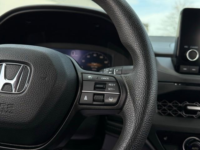 Used 2023 Honda Accord EX image 10