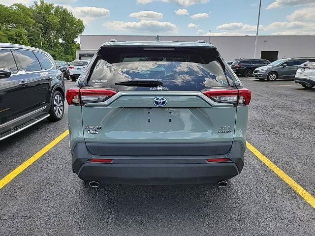 Used 2023 Toyota RAV4 XLE Premium AWD/4WD image 3