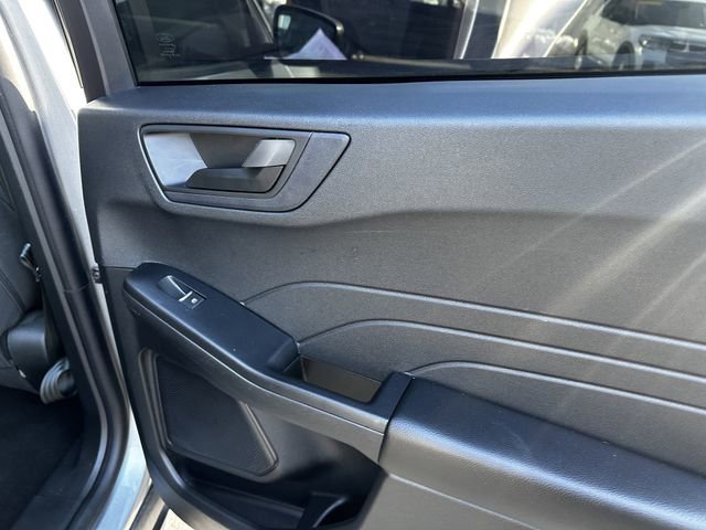 Certified 2022 Ford Escape SE w/ Convenience Package image 40