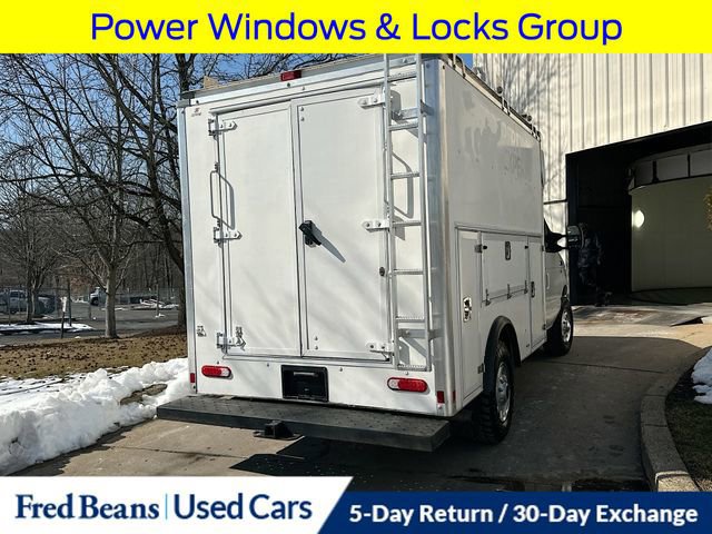 Certified 2018 Ford E-350 and Econoline 350 Super Duty w/ Power Windows & Locks Group image 5