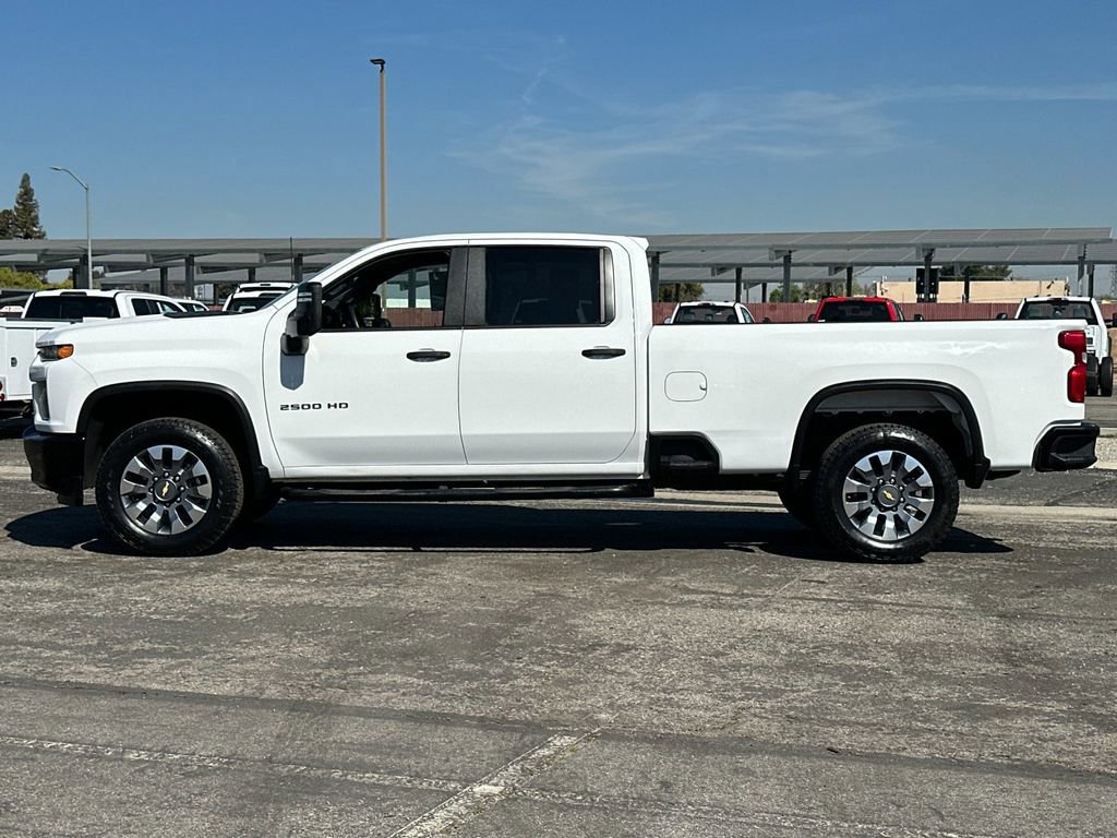 Used 2022 Chevrolet Silverado 2500 Custom w/ Custom Convenience Package RWD image 2