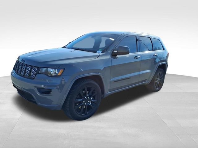 Used 2021 Jeep Grand Cherokee Laredo X image 2