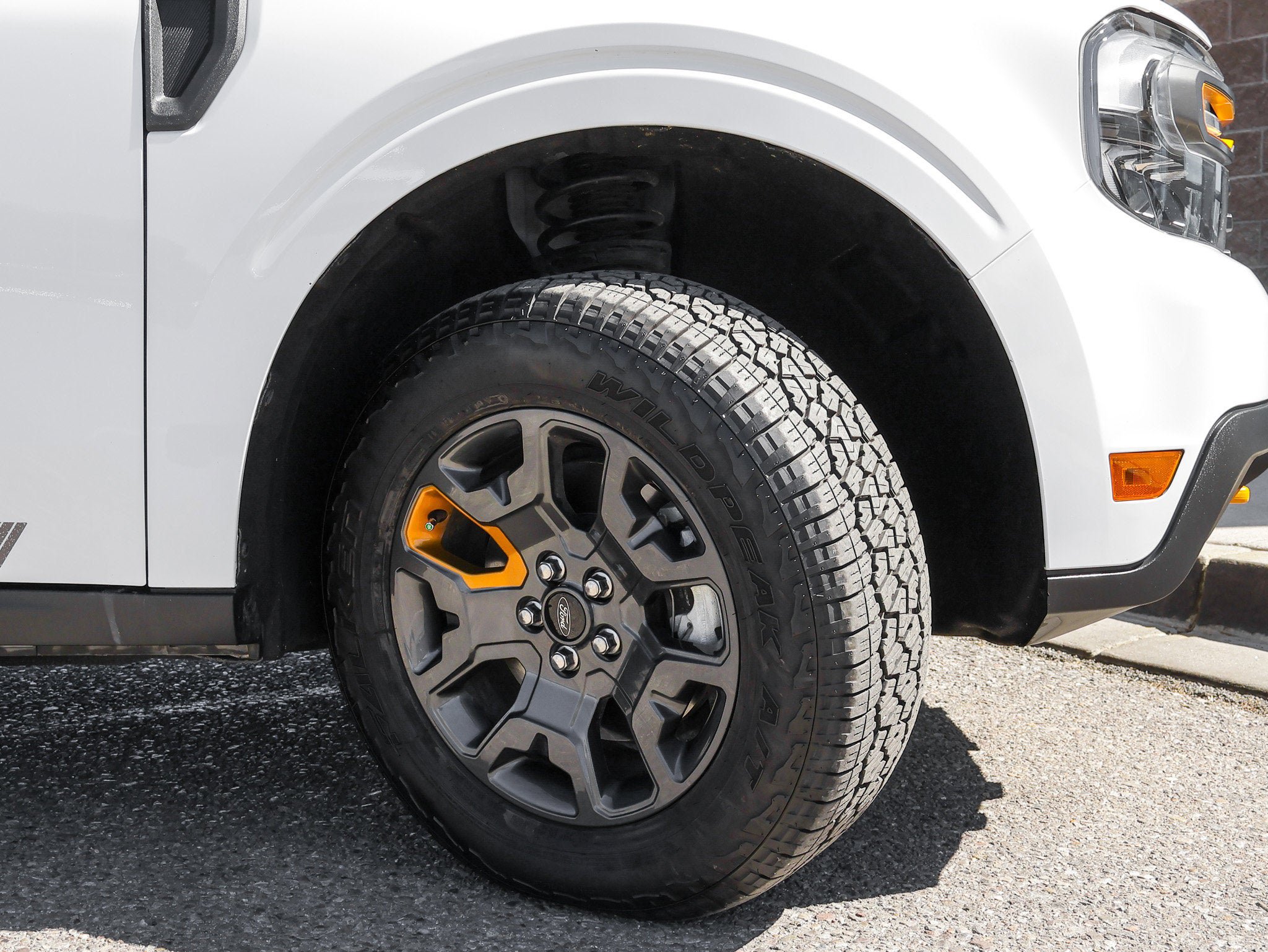 Certified 2024 Ford Maverick Tremor w/ Tremor Off-Road Package AWD/4WD image 13