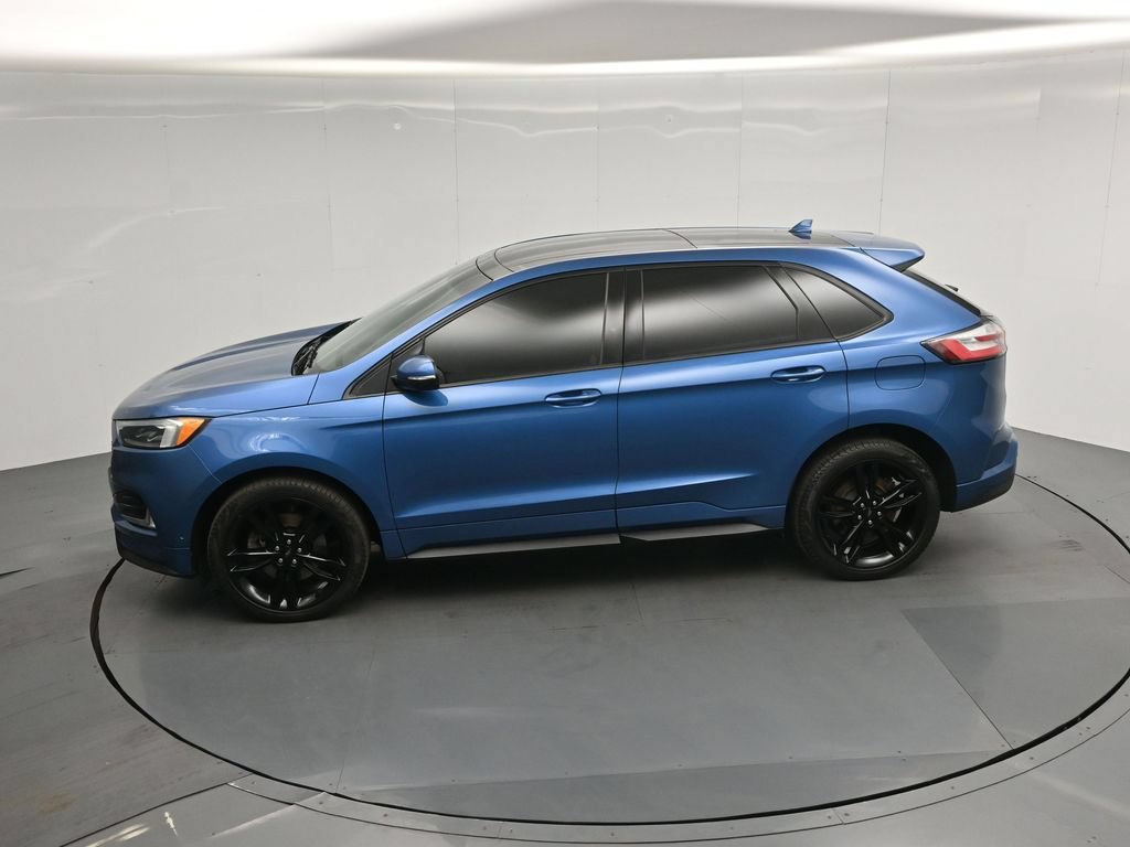 Certified 2019 Ford Edge ST w/ Equipment Group 401A AWD/4WD image 46