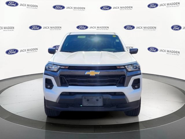 Used 2023 Chevrolet Colorado LT w/ LT Convenience Package II AWD/4WD image 8