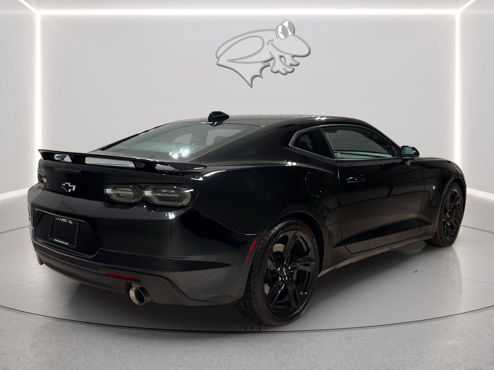 Used 2023 Chevrolet Camaro SS RWD image 5