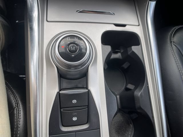 Certified 2021 Ford Explorer XLT w/ Equipment Group 202A AWD/4WD image 27