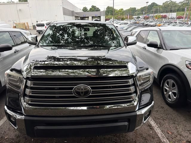 Used 2020 Toyota Tundra Limited w/ Limited Premium Package RWD image 2