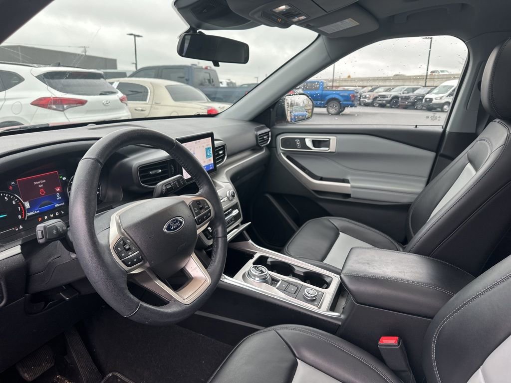 Certified 2022 Ford Explorer XLT w/ Equipment Group 202A image 12