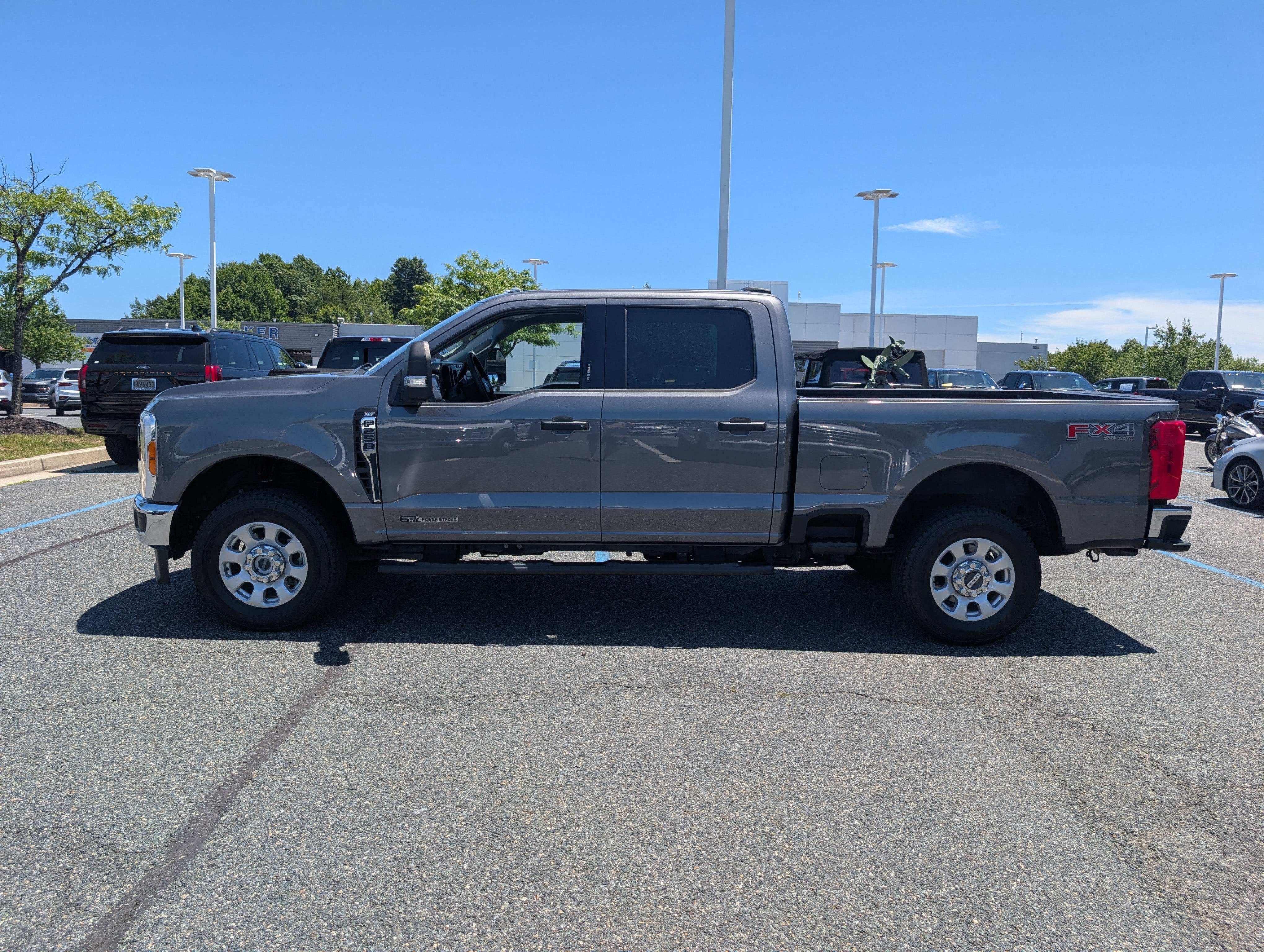 Certified 2023 Ford F250 XLT w/ FX4 Off-Road Package AWD/4WD image 6