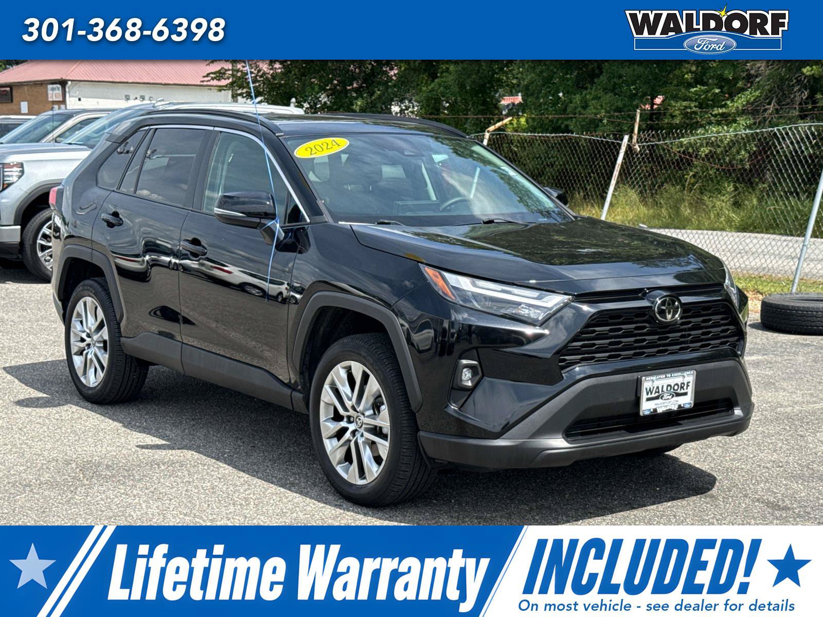 Used 2024 Toyota RAV4 XLE Premium w/ Weather Package AWD/4WD image 1