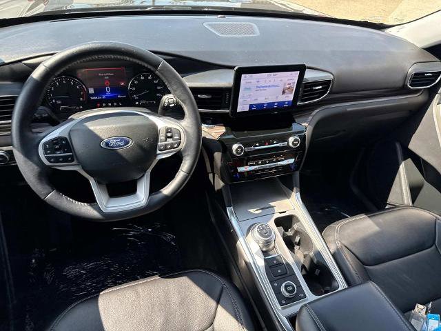 Certified 2022 Ford Explorer Limited w/ Equipment Group 301A image 12