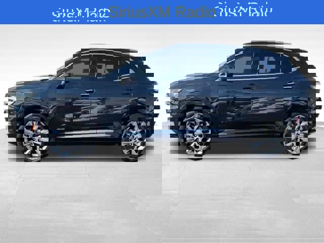 Used 2021 Buick Envision Avenir w/ Technology Package II image 2