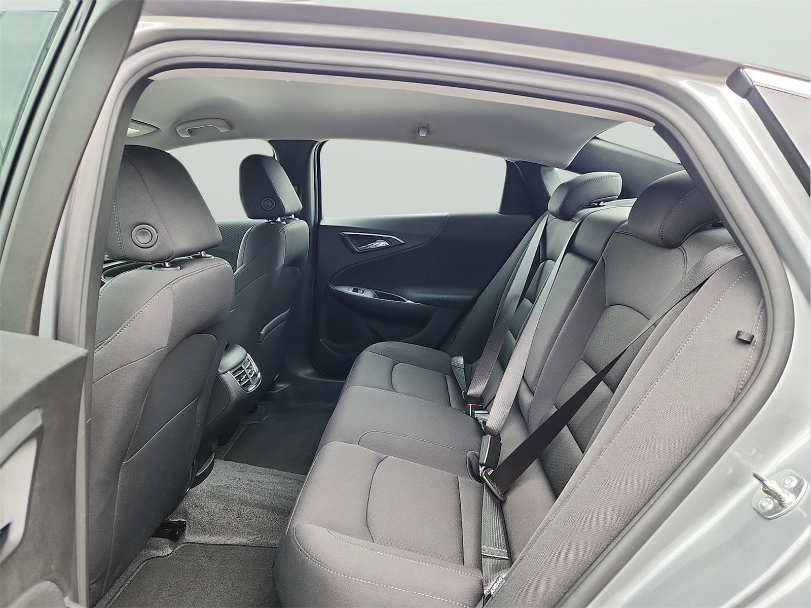 Used 2024 Chevrolet Malibu LT FWD image 8