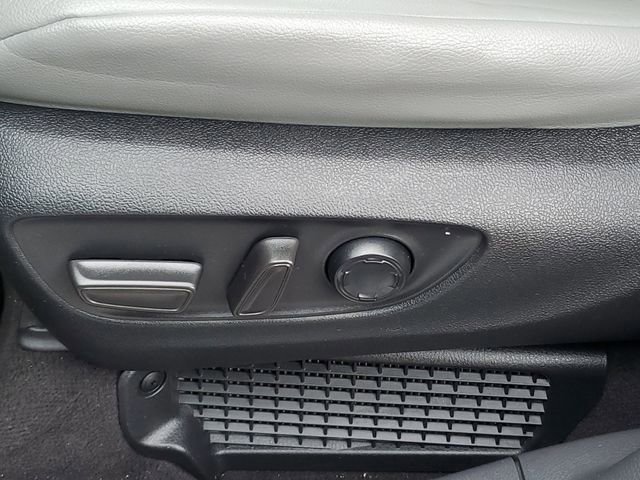 Used 2023 Toyota Sienna XLE image 26