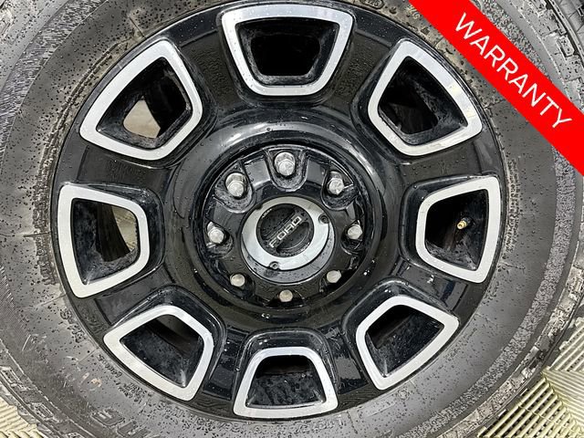 Certified 2025 Ford F350 Platinum w/ FX4 Off-Road Package image 33