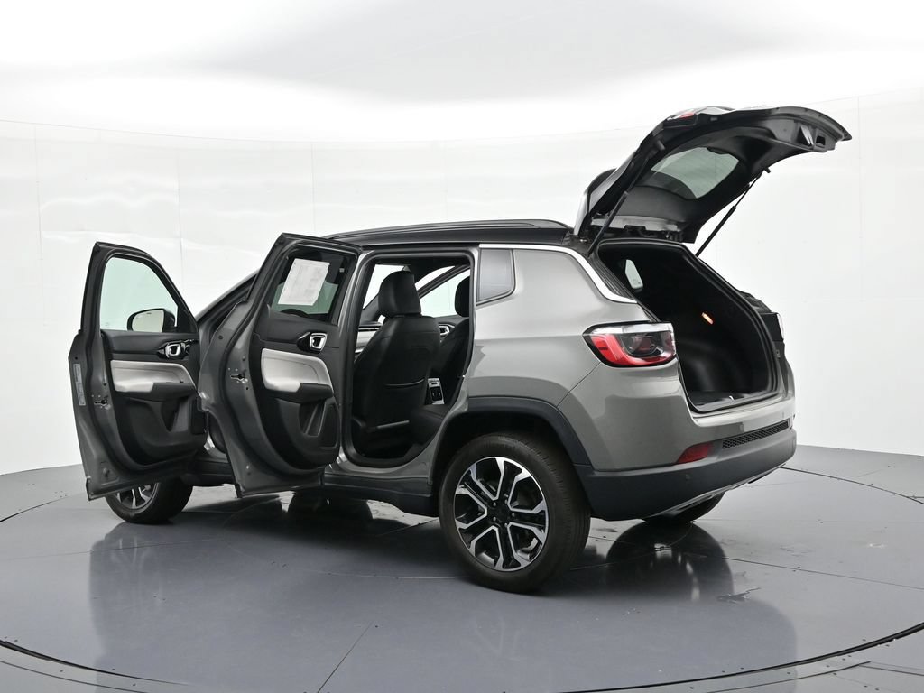 Used 2023 Jeep Compass Limited AWD/4WD image 29