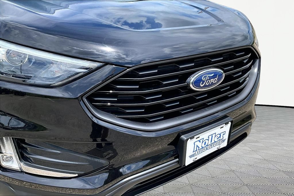 Certified 2023 Ford Edge SEL w/ Sport Appearance Package AWD/4WD image 28