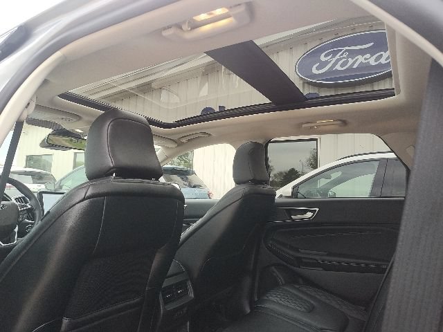 Certified 2024 Ford Edge Titanium w/ Equipment Group 301A AWD/4WD image 19