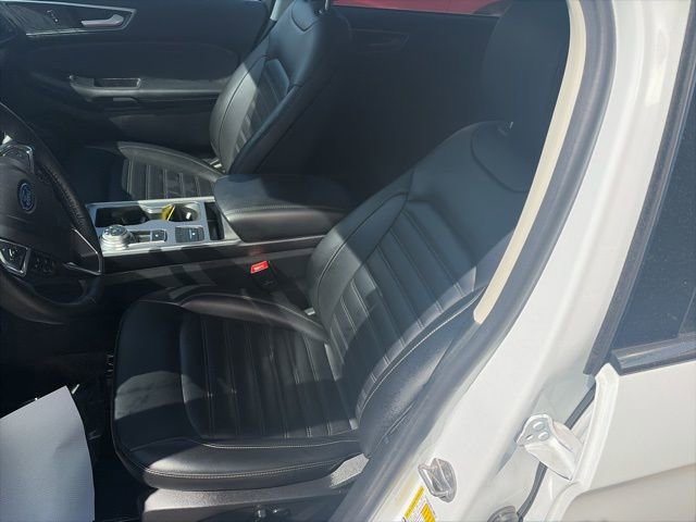 Certified 2024 Ford Edge SEL w/ Convenience Package AWD/4WD image 7