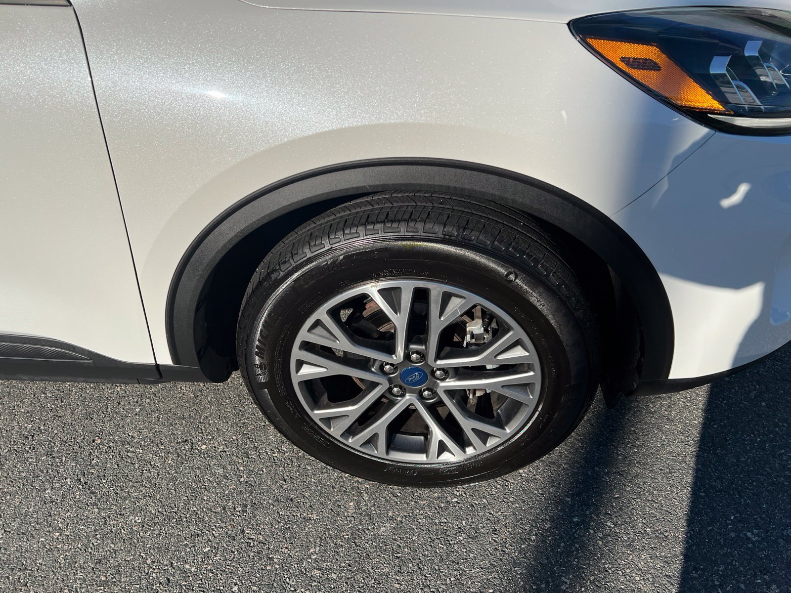 Certified 2020 Ford Escape SEL AWD/4WD image 11