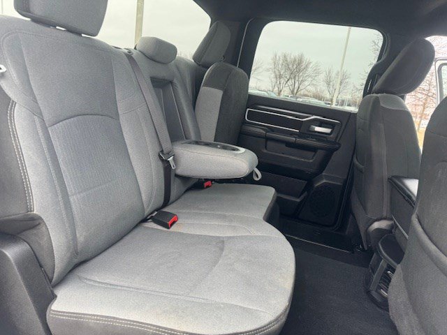 Used 2024 RAM 3500 Big Horn image 33
