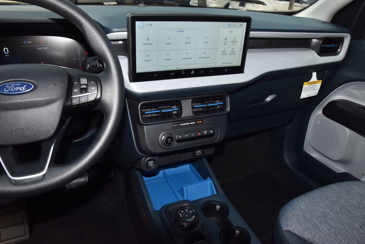 Certified 2026 Ford Maverick XLT FWD image 26