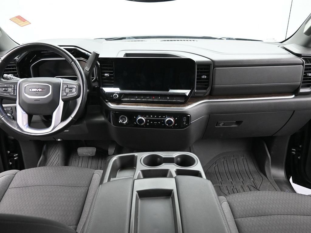 Used 2022 GMC Sierra 1500 Elevation image 18