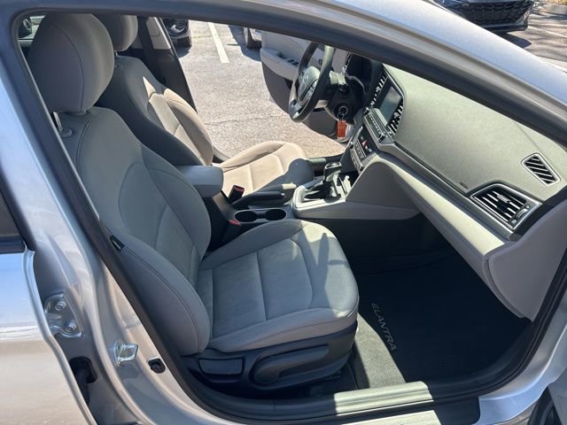 Used 2018 Hyundai Elantra SEL w/ Cargo Package FWD image 18