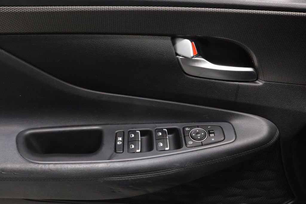 Used 2020 Hyundai Santa Fe SEL FWD image 22