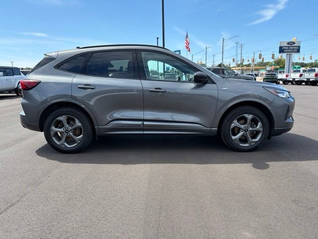 Certified 2024 Ford Escape ST-Line w/ Tech Pack #1 AWD/4WD image 6