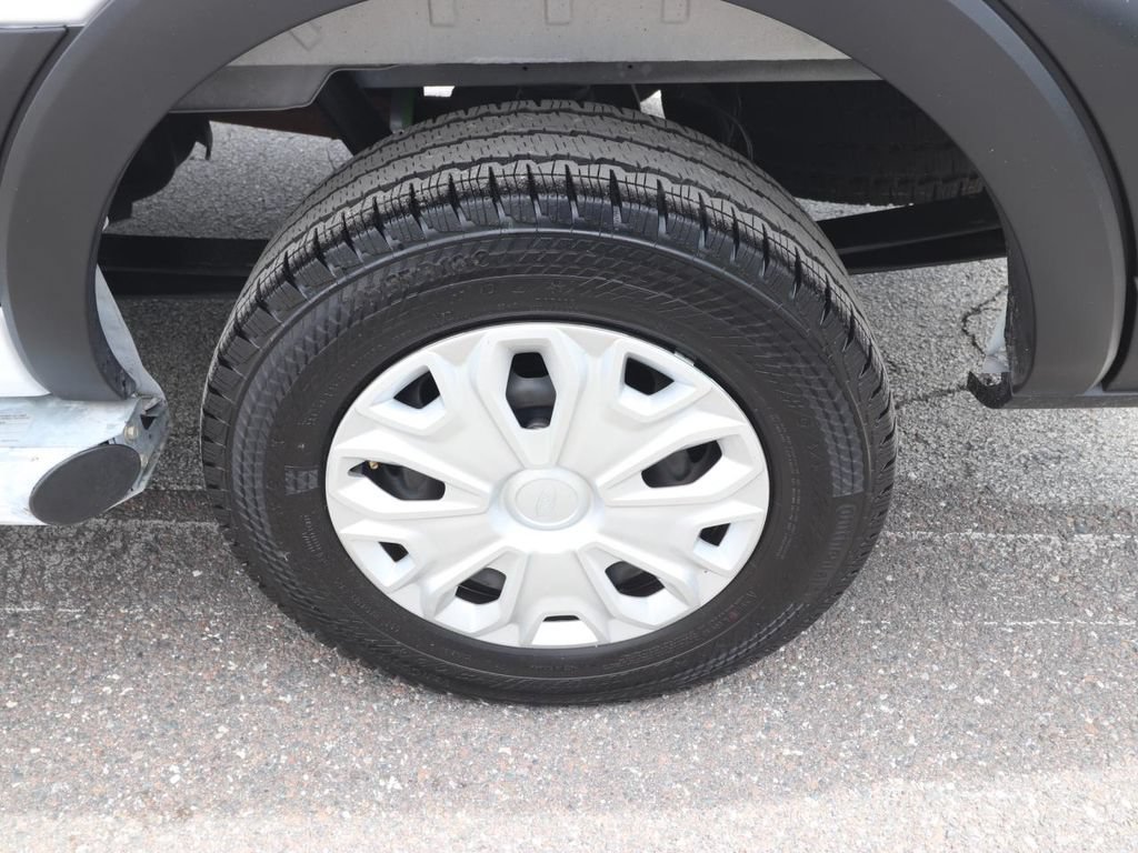 Certified 2025 Ford Transit 250 Low Roof w/ Exterior Upgrade Package RWD image 23