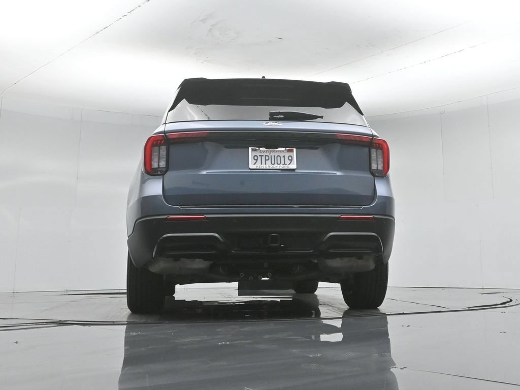Certified 2025 Ford Explorer ST-Line w/ Premium Package RWD image 53