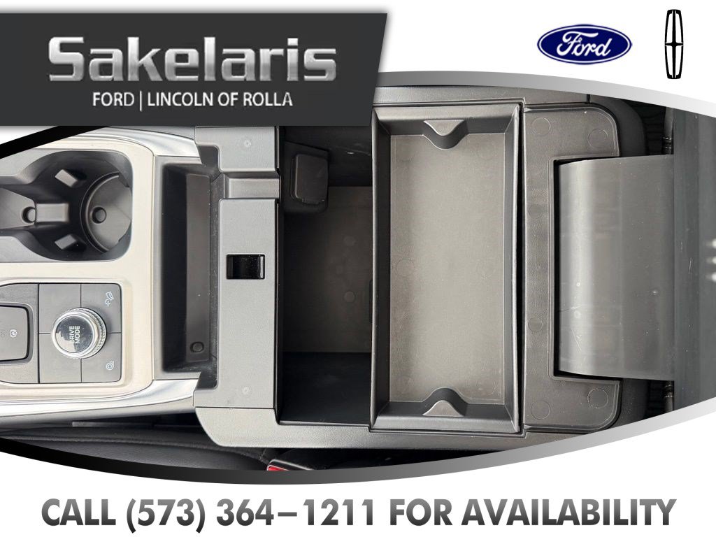 Certified 2022 Ford Explorer XLT w/ Equipment Group 202A AWD/4WD image 29