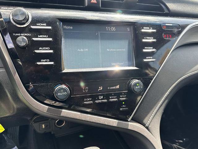 Used 2018 Toyota Camry SE FWD image 25