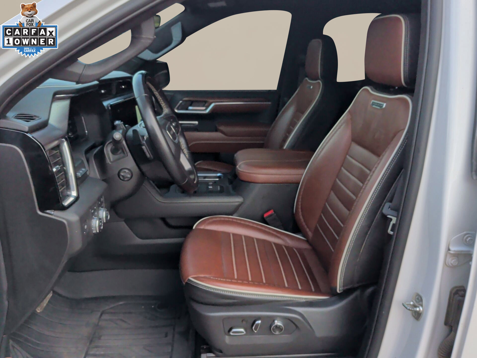 Used 2025 GMC Sierra 1500 Denali Ultimate AWD/4WD image 10